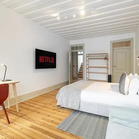 Whome The Premier Destination For True Wanderers Lisbon Exterior photo